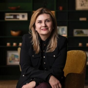 Natalia-Zora-e1772810891918.jpeg Natalia Zora: liderazgo femenino que inspira al sector hotelero y empresarial
