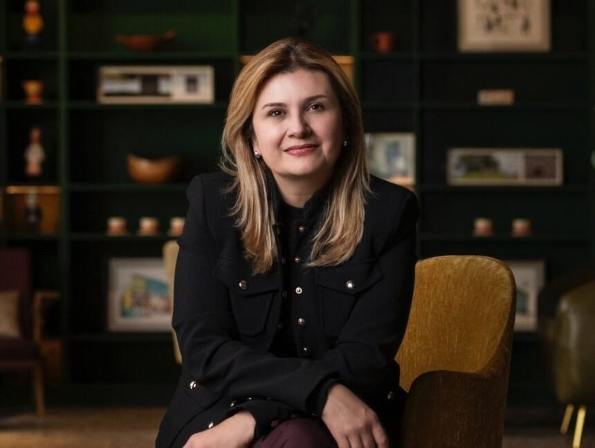 Natalia-Zora-e1772810891918.jpeg Natalia Zora: liderazgo femenino que inspira al sector hotelero y empresarial